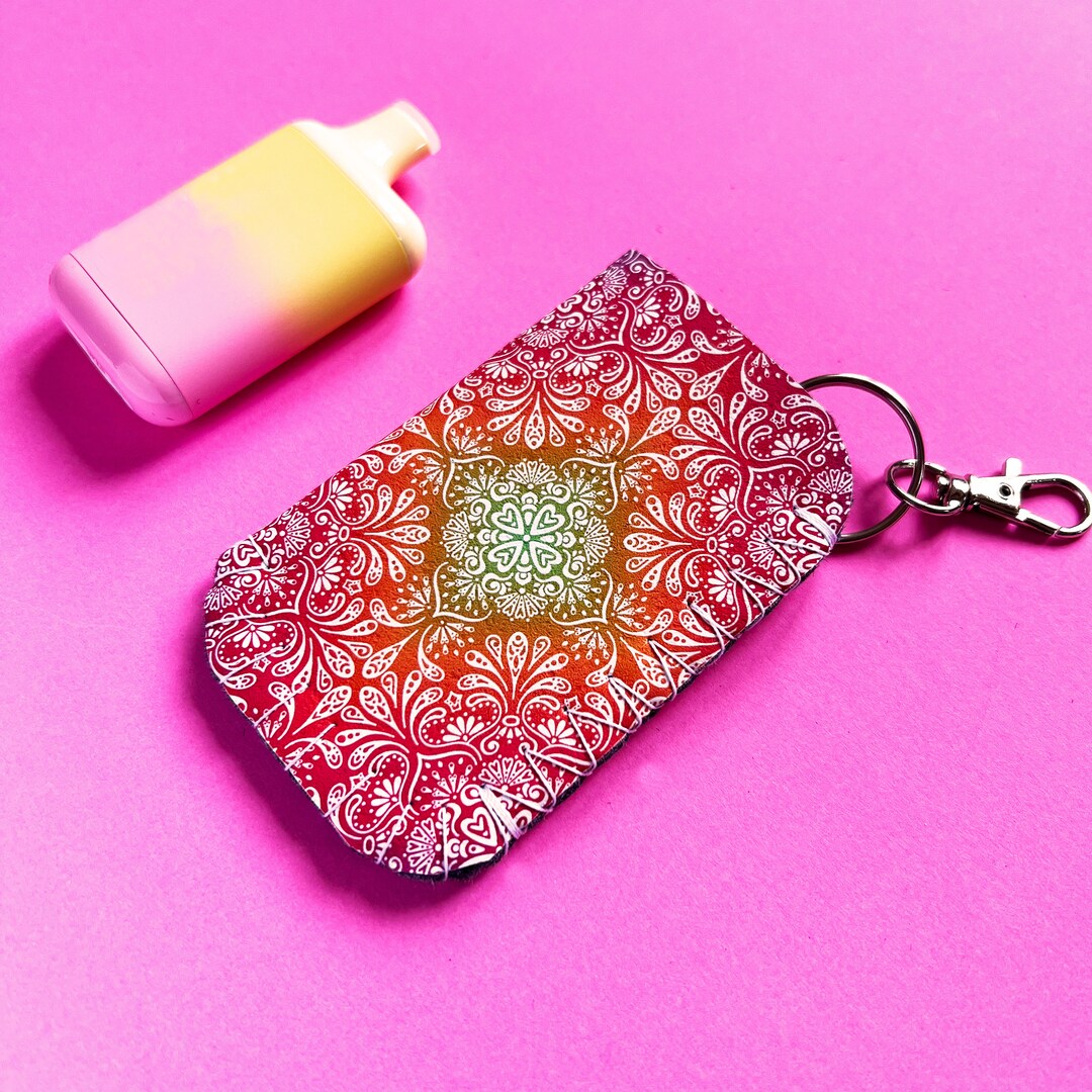 chic mini vape for women, lightweight vape clutch bag, girl